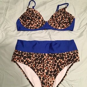 Blue & Leopard print Bikini Never worn!!